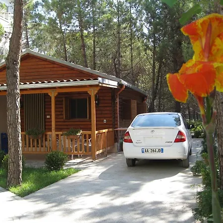 Shtepia E Pishes Holiday home Velipoje
