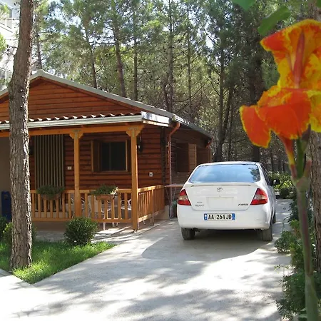 Shtepia E Pishes Holiday home Velipoje