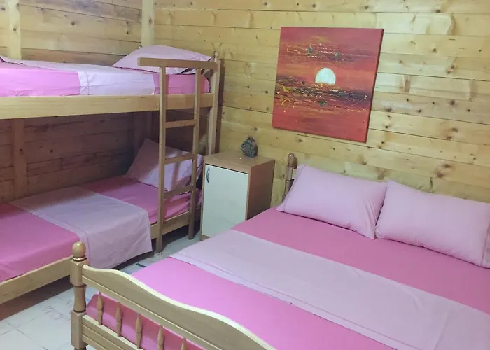 Shtepia E Pishes Дом отдыха *