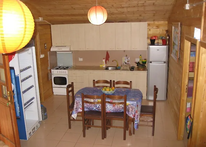 Shtepia E Pishes Велипойе